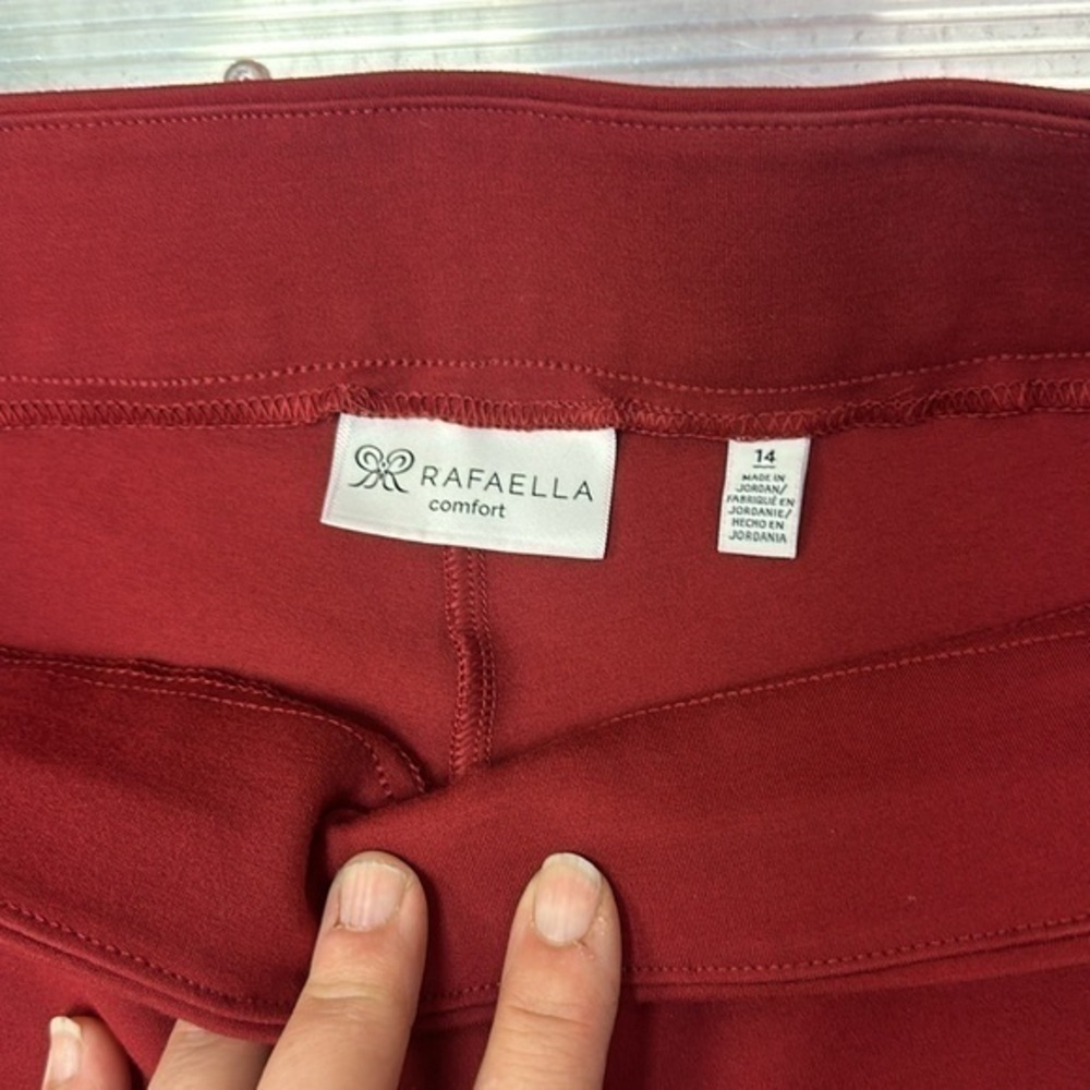 824. Rafaella Red Pull on Skinny Dress pants size 14